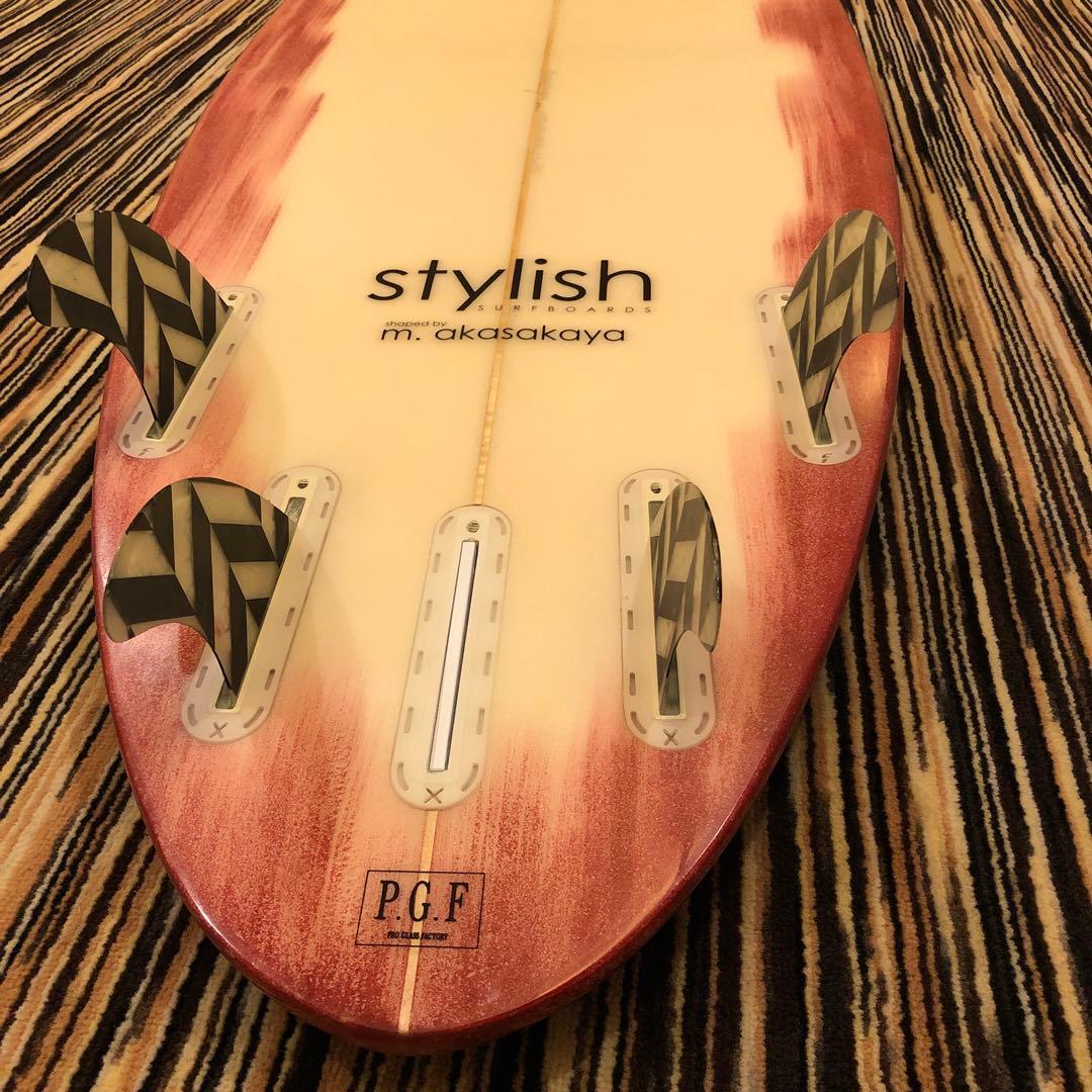 STYLISHサーフボード中古(着払い購入者様負担)クアッドフィン付、5プラグ