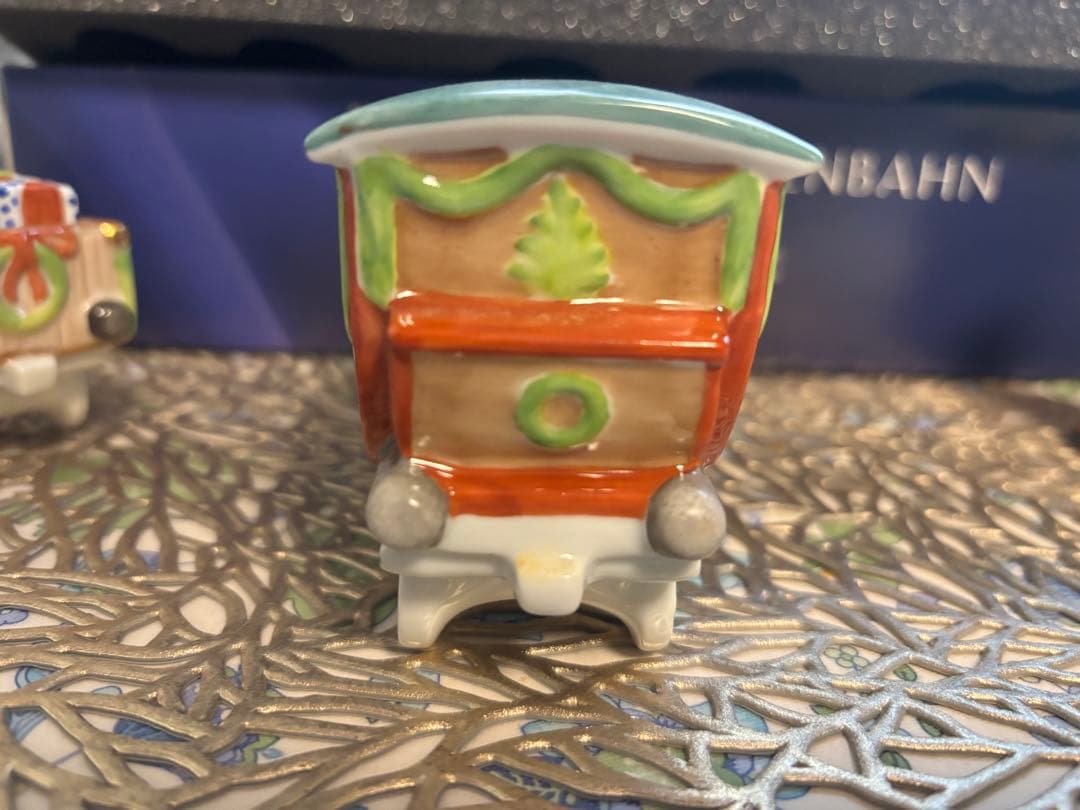 フッチェンロイター　クリスマス機関車 陶器製 新品未使用未開封品　限定版