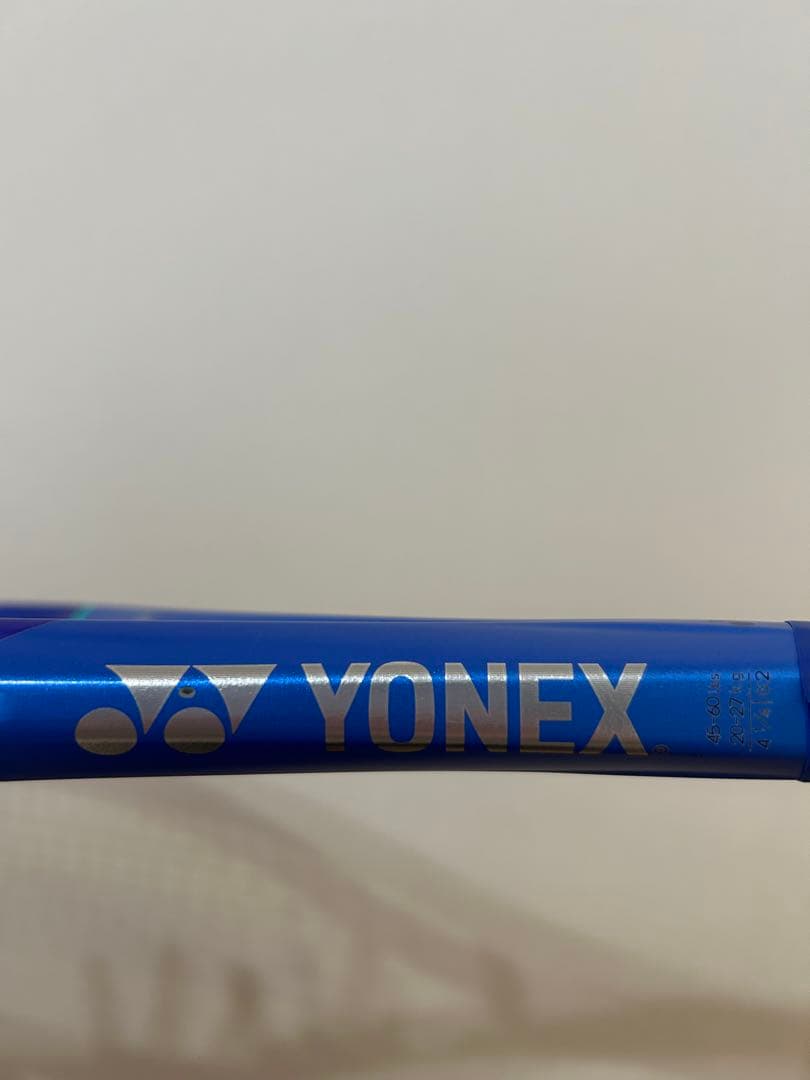 YONEX EZONE 100 Tour グリップ2