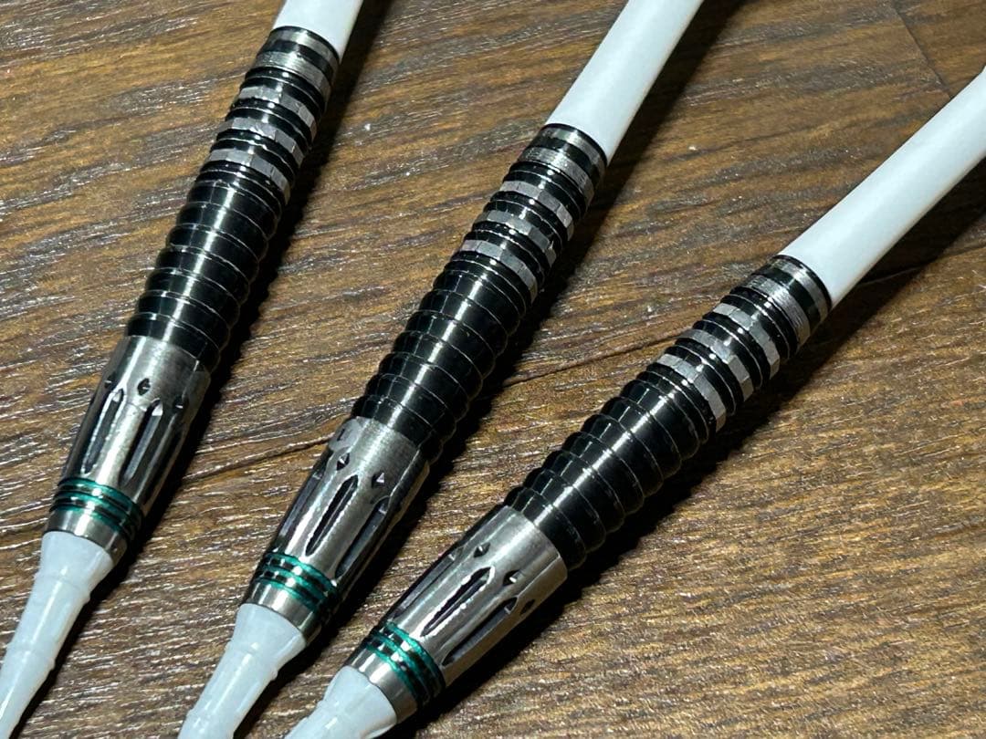 ダーツ UNICORN Aile UG