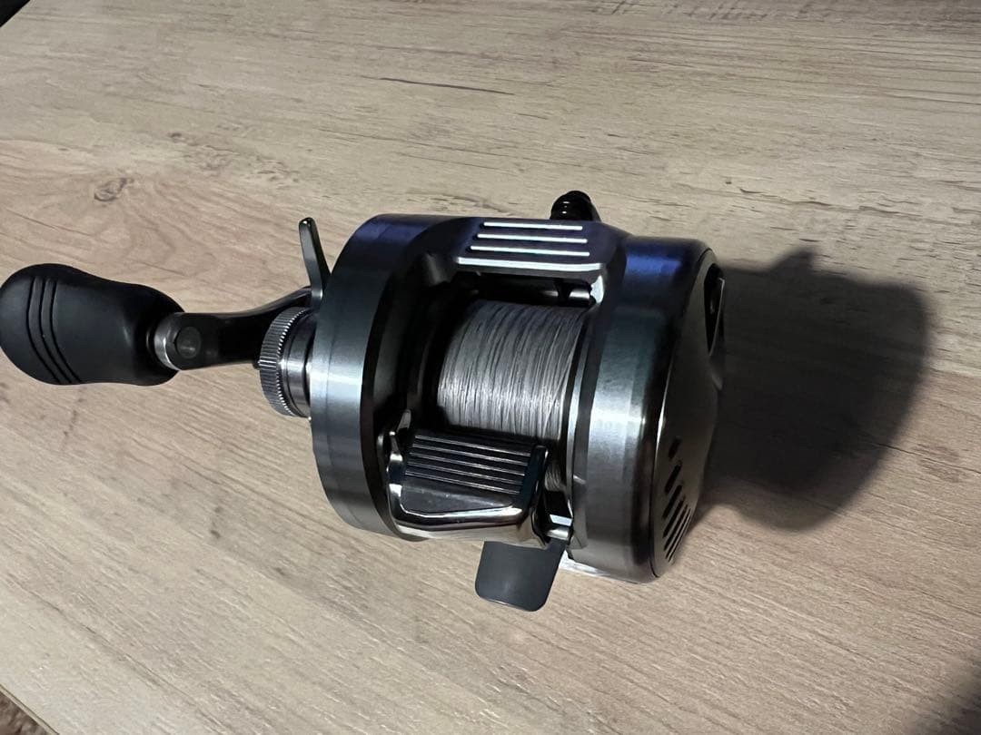 シマノ20 カルカッタコンクエストDC 101HG カルコンDC 101HG