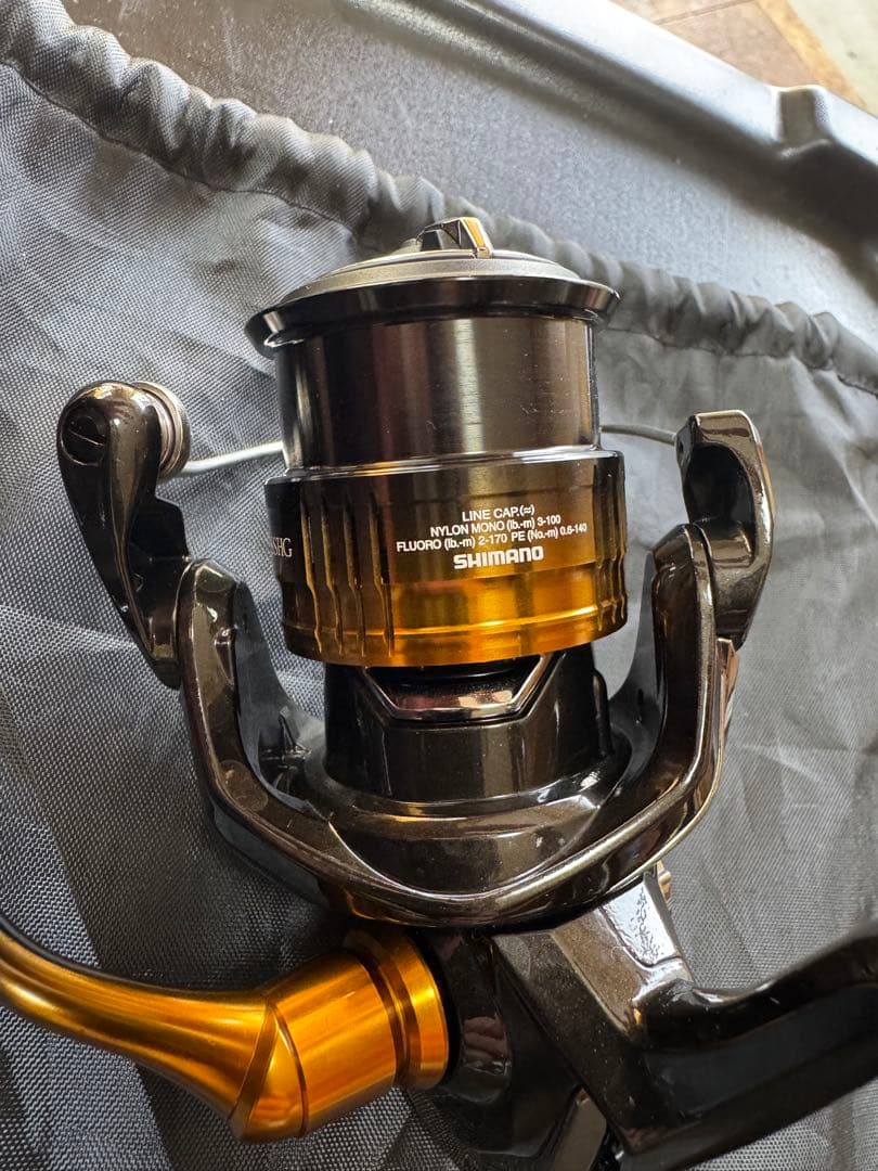 ヨッシー　シマノ　22ソアレBB C2000SSHG スピニングリール