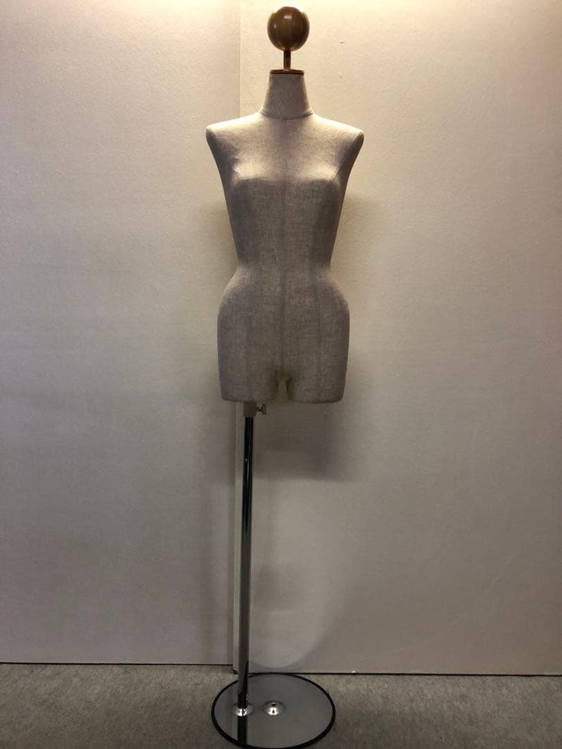 婦人用トルソー・ボディ・マネキン