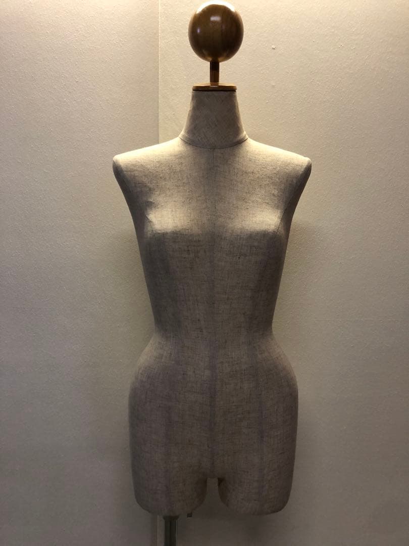 婦人用トルソー・ボディ・マネキン