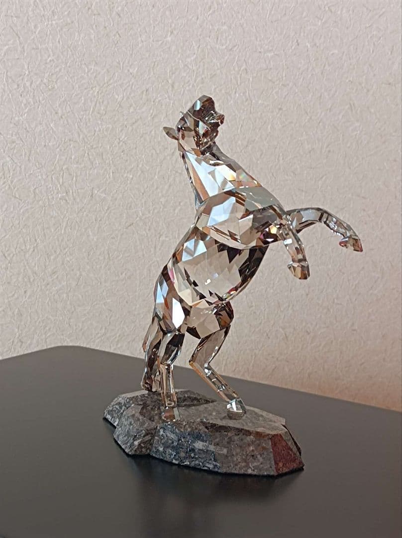 午年の調度品に★迫力★躍動感★スワロフスキーフィギュリン　ソウルメイトスタリオン
