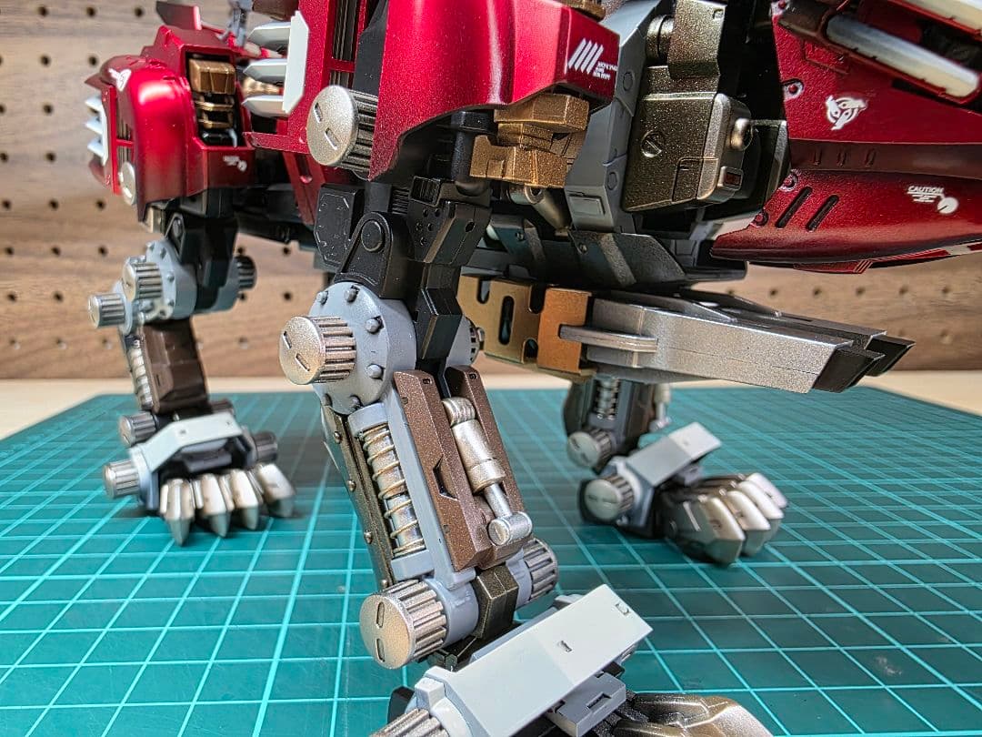 HMMゾイドブレードライガーキャンディ塗装