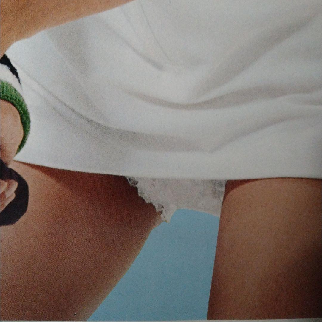 岡田奈々　フジカラーのポスター