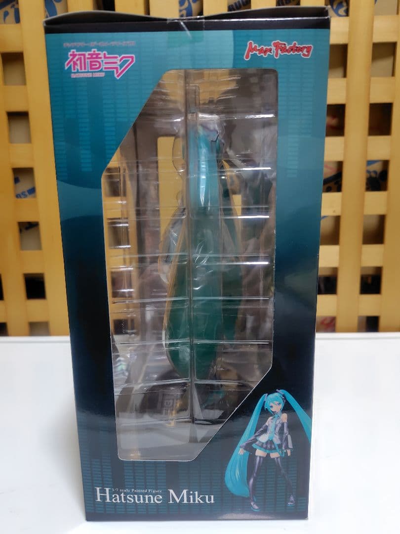 値下げ！　キャラクター・ボーカル・シリーズ01 初音ミク フィギュア　新品