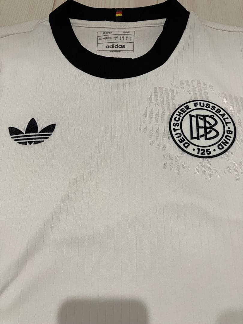 adidas ドイツ代表ユニフォーム　アニバーサリー