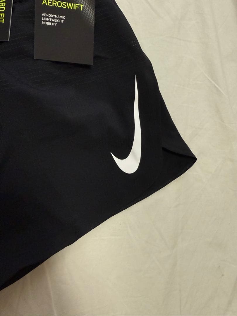 [新品]ナイキ　AEROSWIFT エアロスイフト ランニングパンツ　男性XL