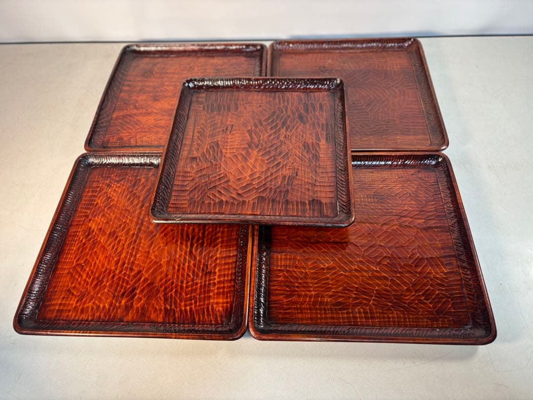 アンティーク　讃岐彫　古い松材のくり貫き角盆(四方盆)5枚セット