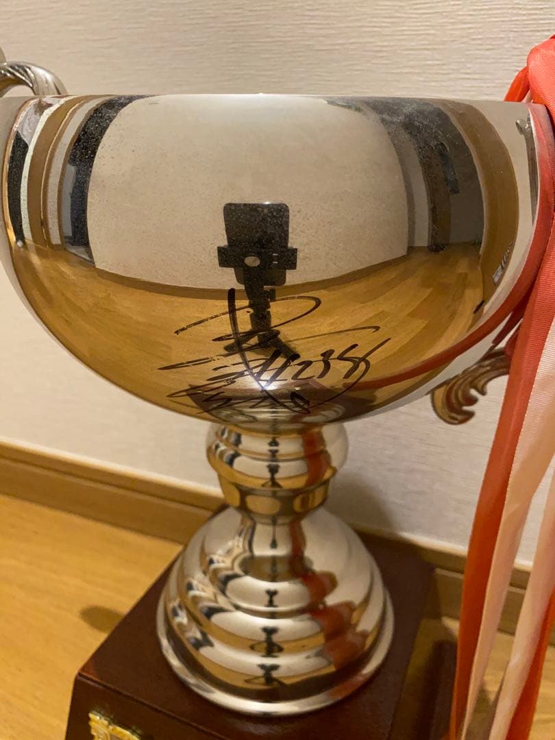 競艇　毒島誠選手サイン入り優勝トロフィー