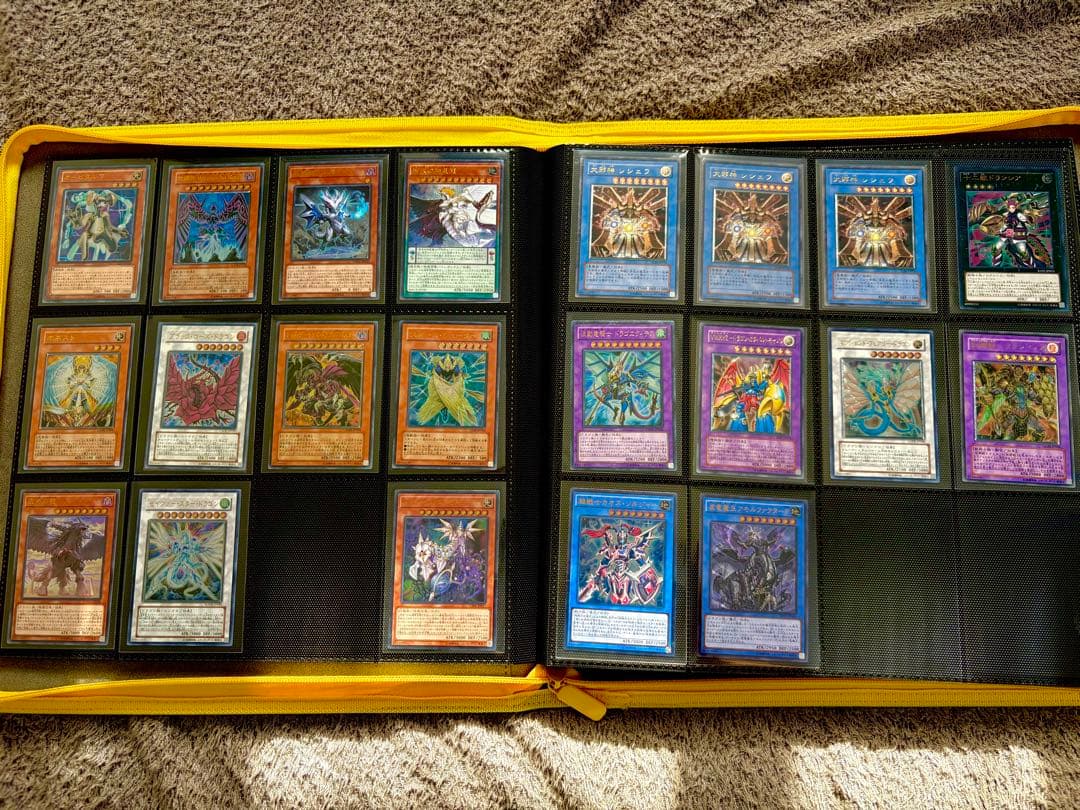 遊戯王　引退品　レリーフなど　435枚