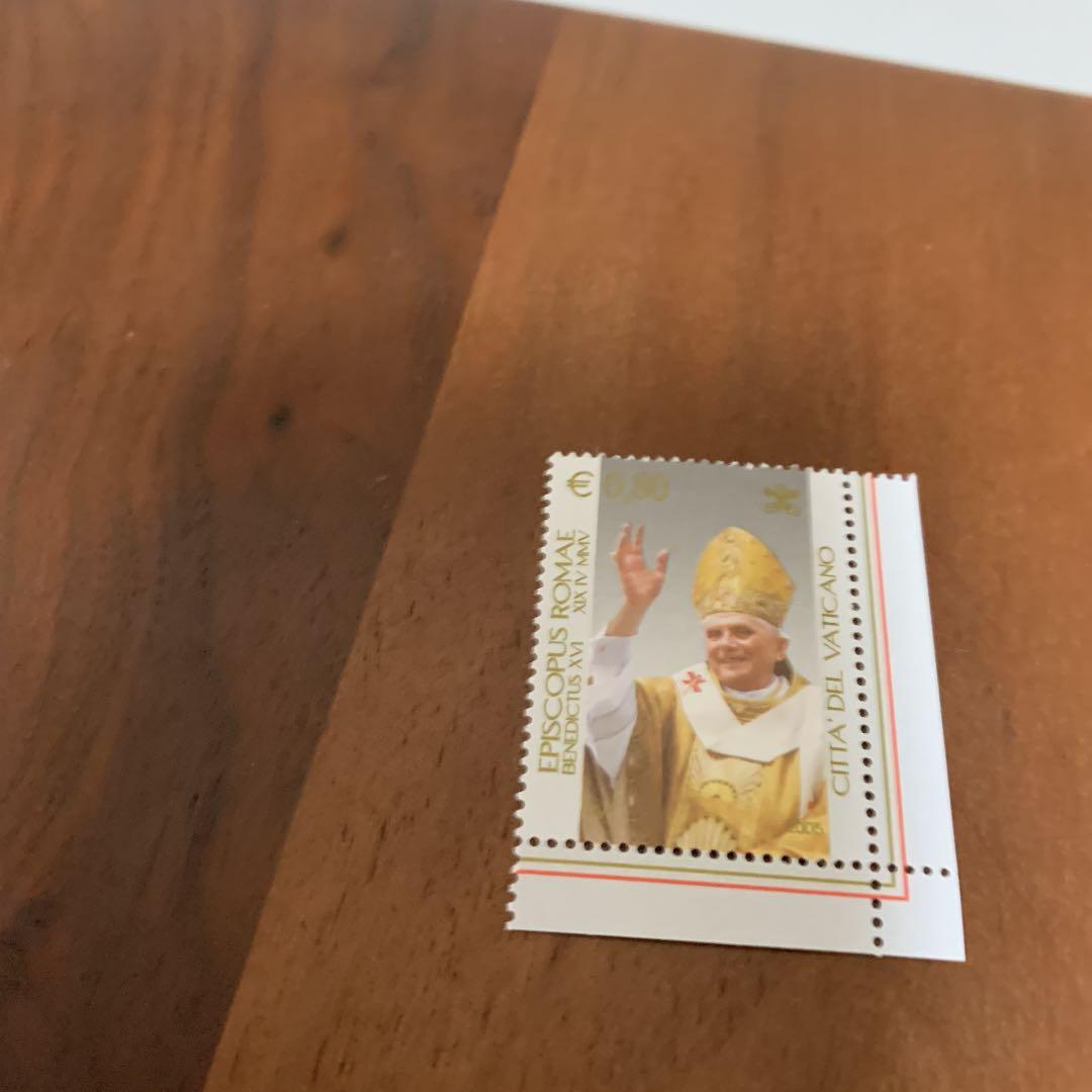 【激レア、日本で買えません】ローマ法皇の封筒と切手
