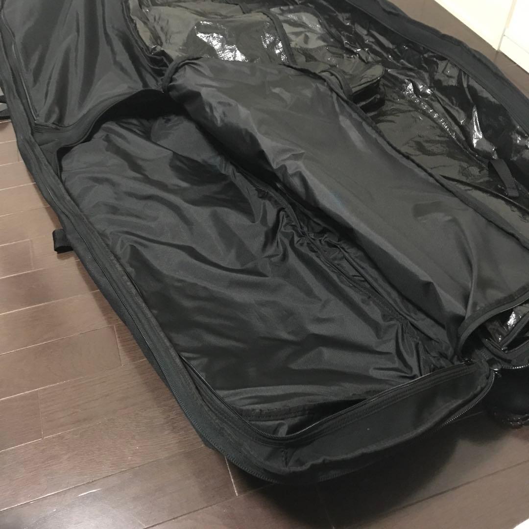 バートン　スノーボードバッグ　トラベルバッグ　キャスター付き