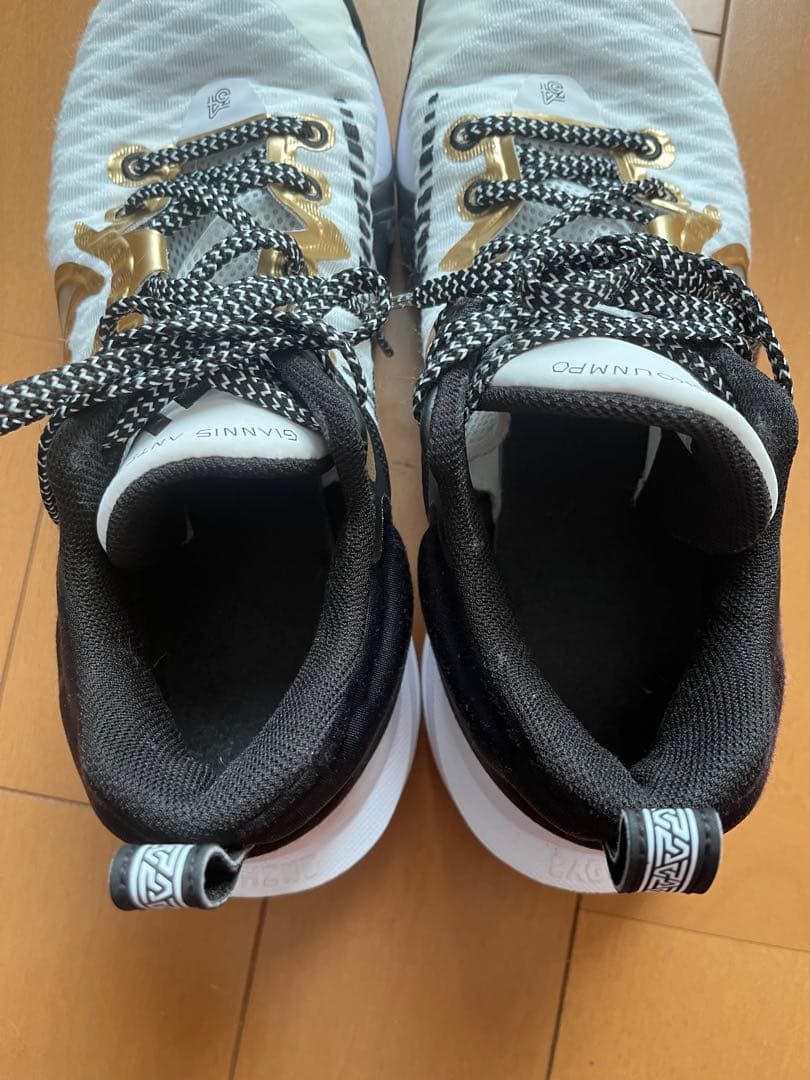 NIKE 26センチ メンズ バスケットシューズ GIANNIS ヤニス