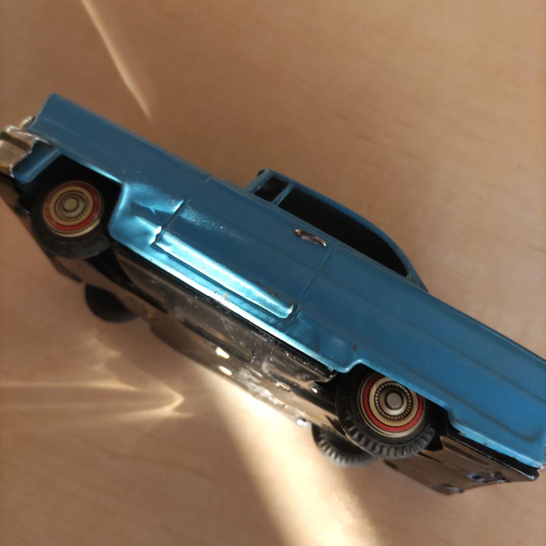 ビンテージ ブリキ車