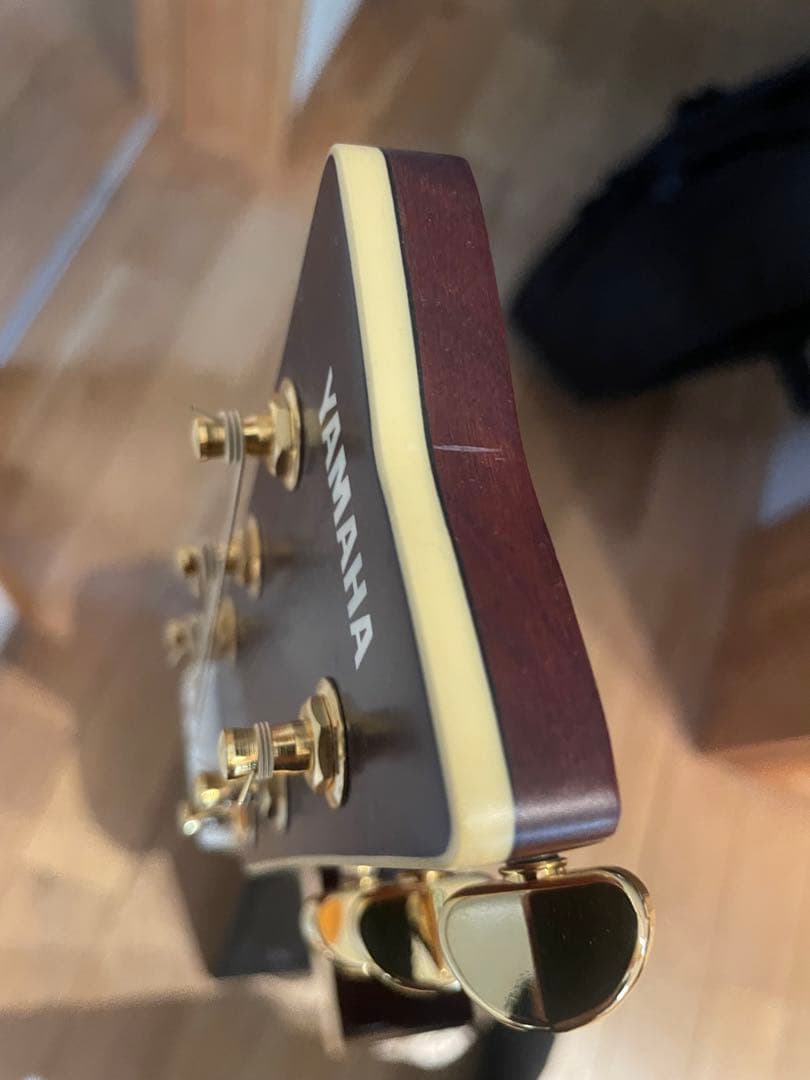 ギター YAMAHA LS 16