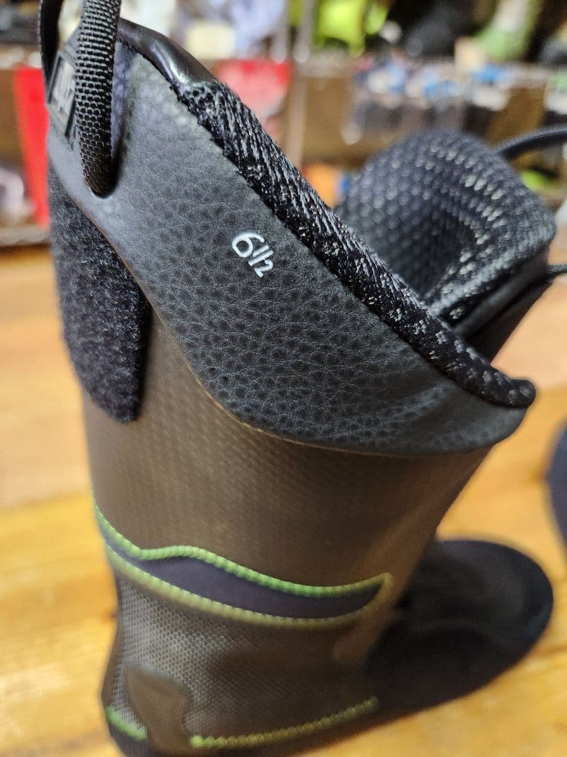 24-25 最新UPZ FLO インナーブーツ25.5cm