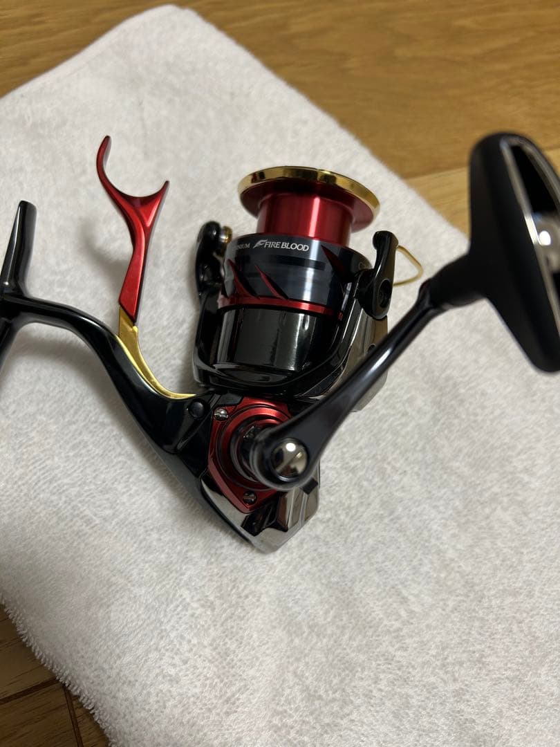 シマノ 24BB-X TECHNIUM FIRE BLOOD スピニングリール