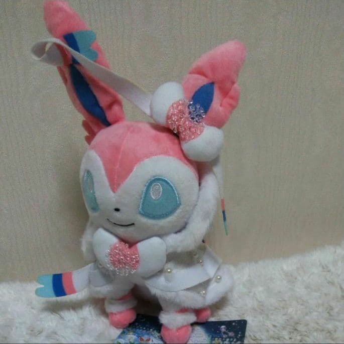 ①ニンフィアサンタ クリスマスぬいぐるみタグ付Pokemoncenterポケモン