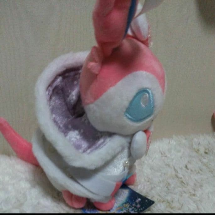 ①ニンフィアサンタ クリスマスぬいぐるみタグ付Pokemoncenterポケモン