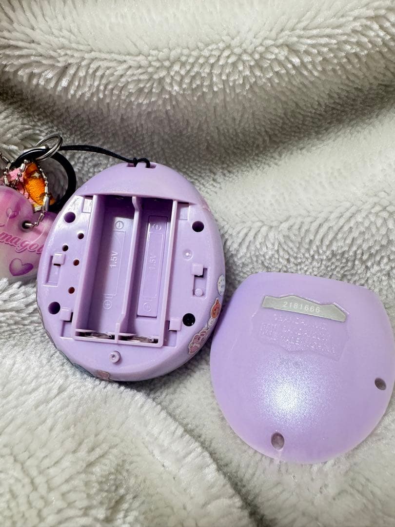 たまごっちピース　Tamagotchi P's パープル ストラップ付き