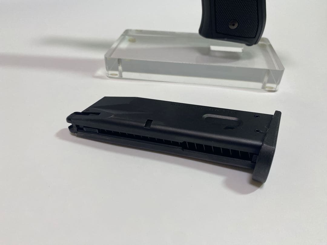 [中古] M9ロングスライドカスタム 東京マルイ USM9 ベース　2丁拳銃