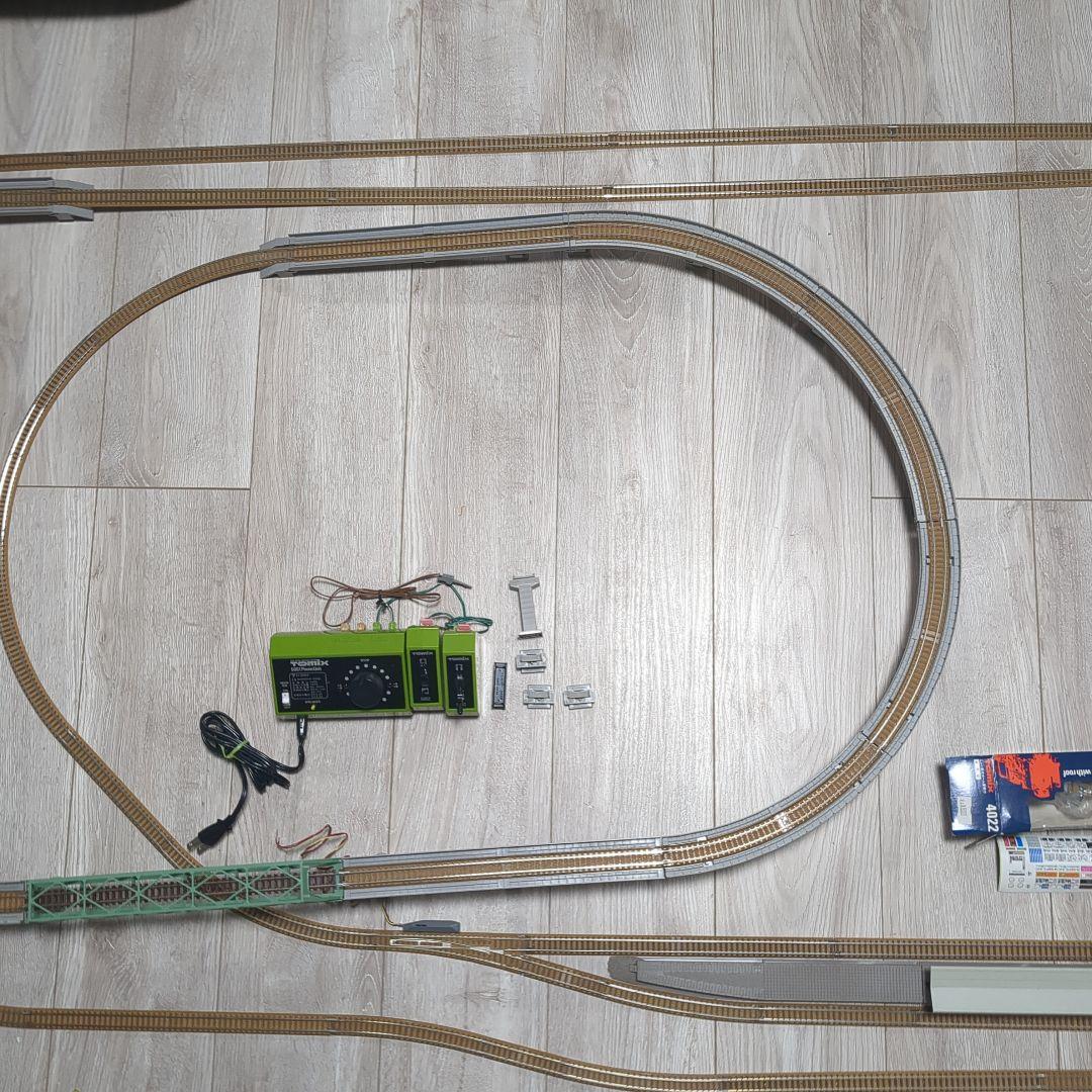 TOMIX　複線レイアウト　ポイント、ホーム付き