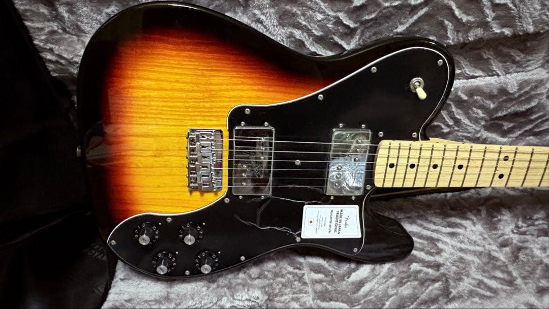 ギター Fender MIJ Traditional Telecaster Deluxe