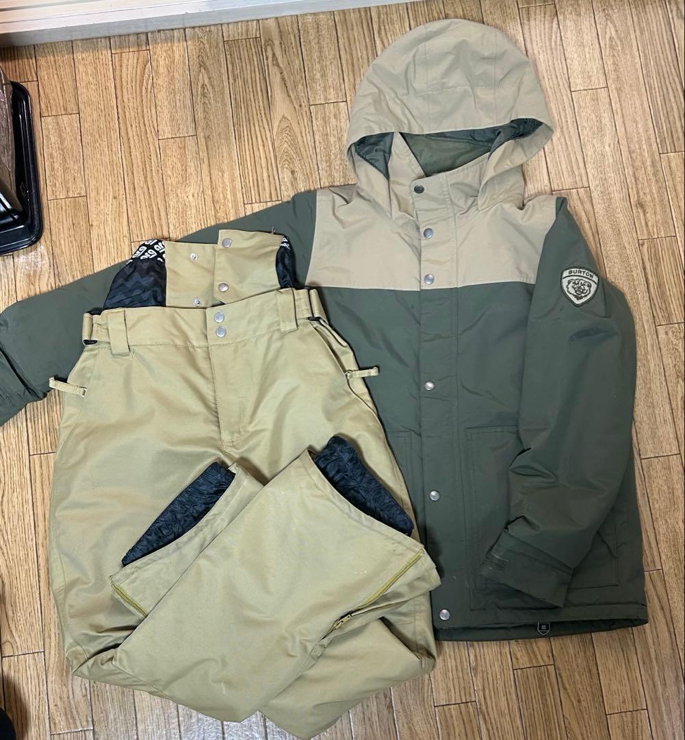 Burton スノーボードウェア　スキーウェア　上下セットでお値引き
