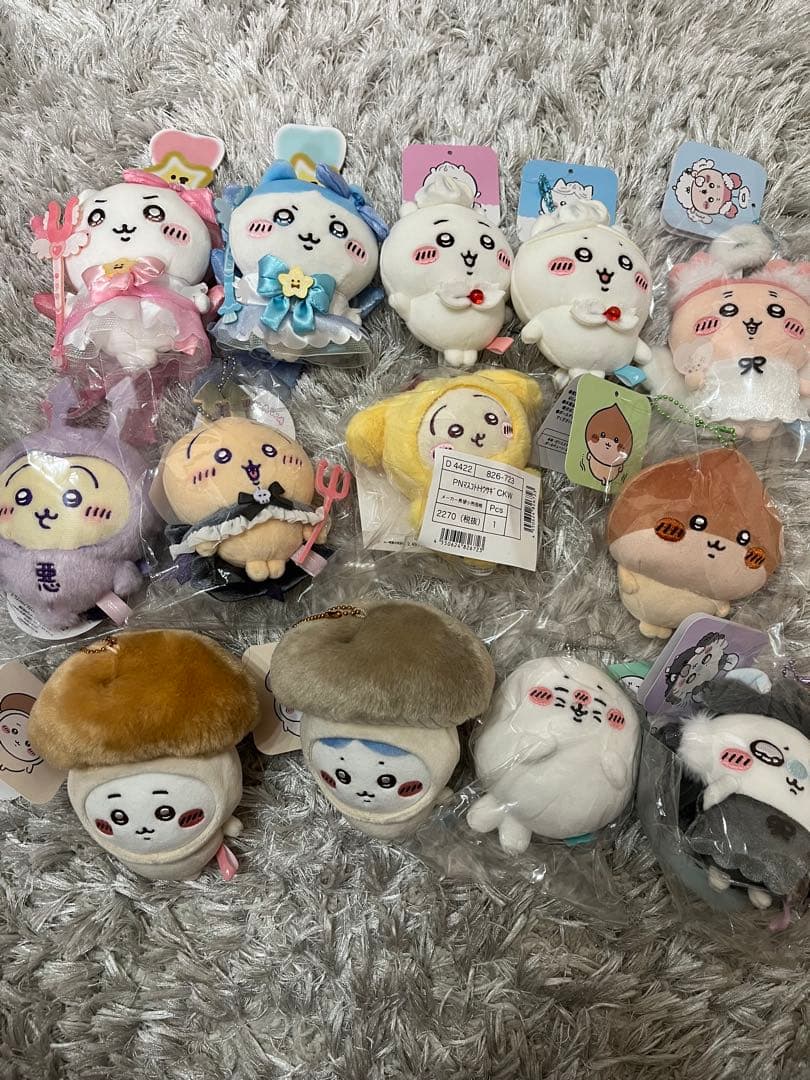 ちいかわ　うさぎ　ハチワレ　モモンガ　くりまんじゅう　マスコット　まとめ売り