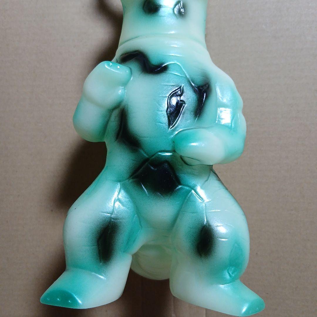 ア*キ様 u.s.toys ウルトラセブン 怪獣 ソフビ エレキング 蓄光