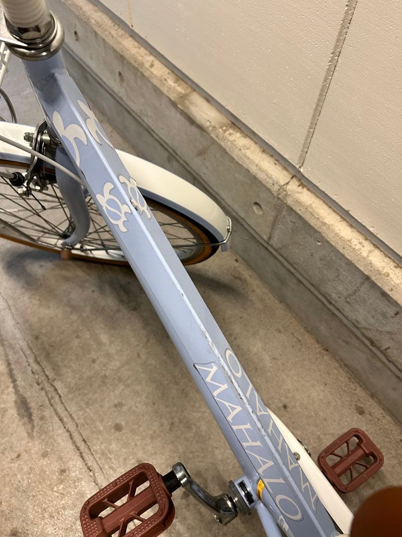 自転車22インチ 女の子 MAHALO 6段変速 【手渡し限定】