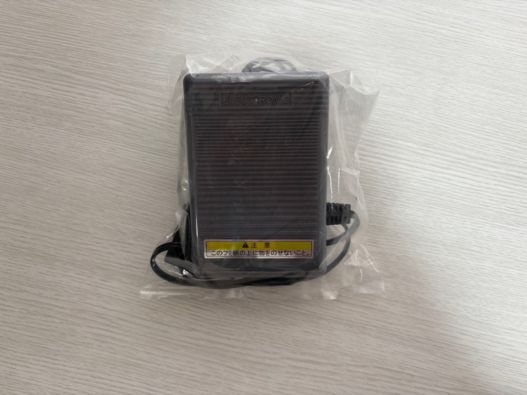 Yamaha piaggero ホワイトキーボード NP-12