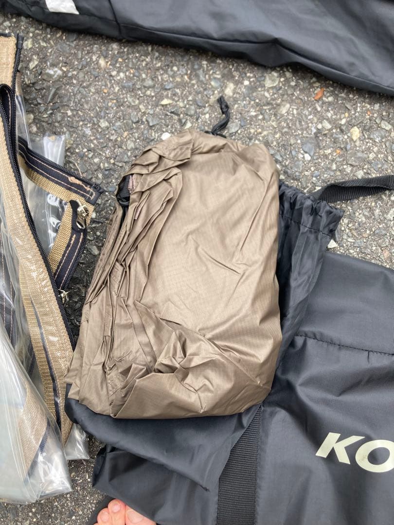 ジッパーTPUウレタン窓付き！ゴーストシェルター　ドームテント　コベア