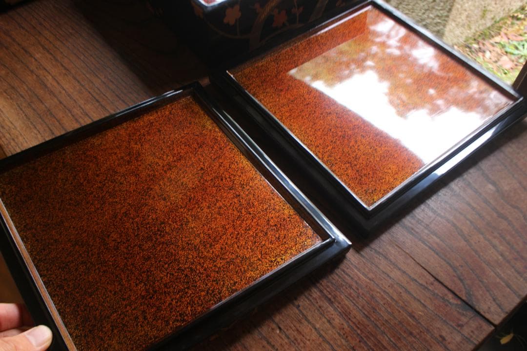 Mさま専用！上質内梨地黒漆に極上紅白梅蒔絵の映える台付五段重（検輪島塗重箱お重