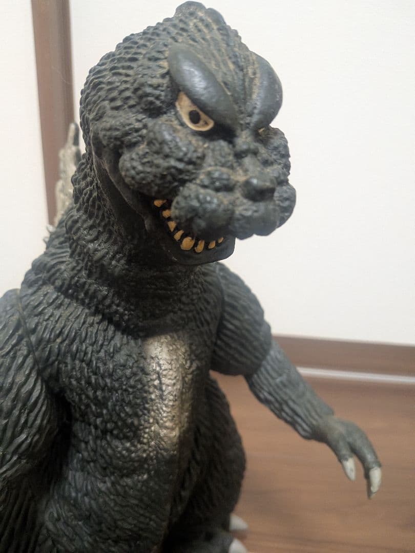 ゴジラ フィギュア