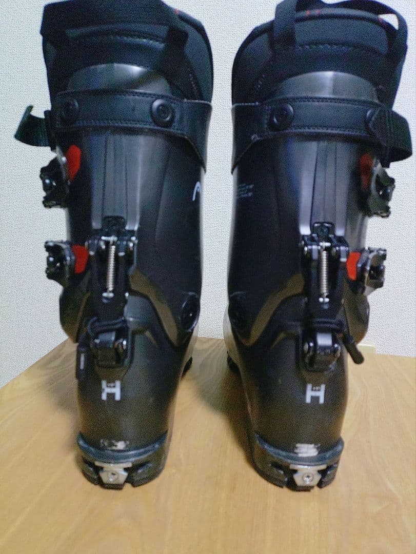 【送料無料】KORE スキー ブーツ 120 25.5cm