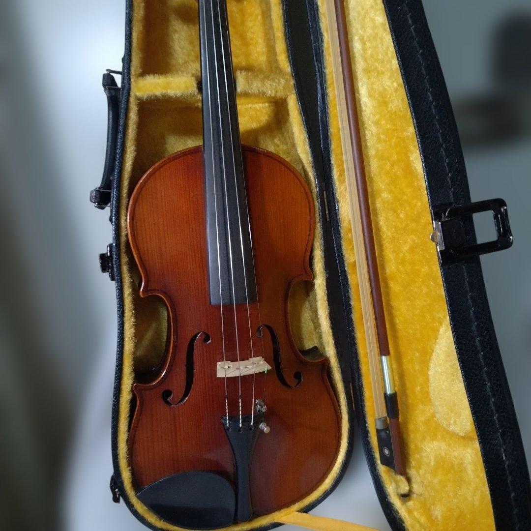 ♥特価♥スズキバイオリン4/4♥品番220♥弓ケ―ス松脂付♥美品♥値引不可