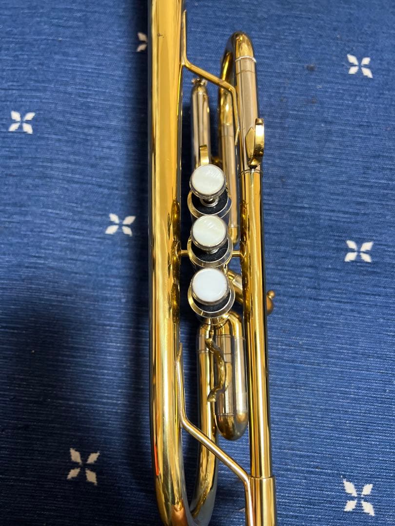 NAONAOさん専用　トランペットC管　ジェイマイケル　マウスピース、ケース付き