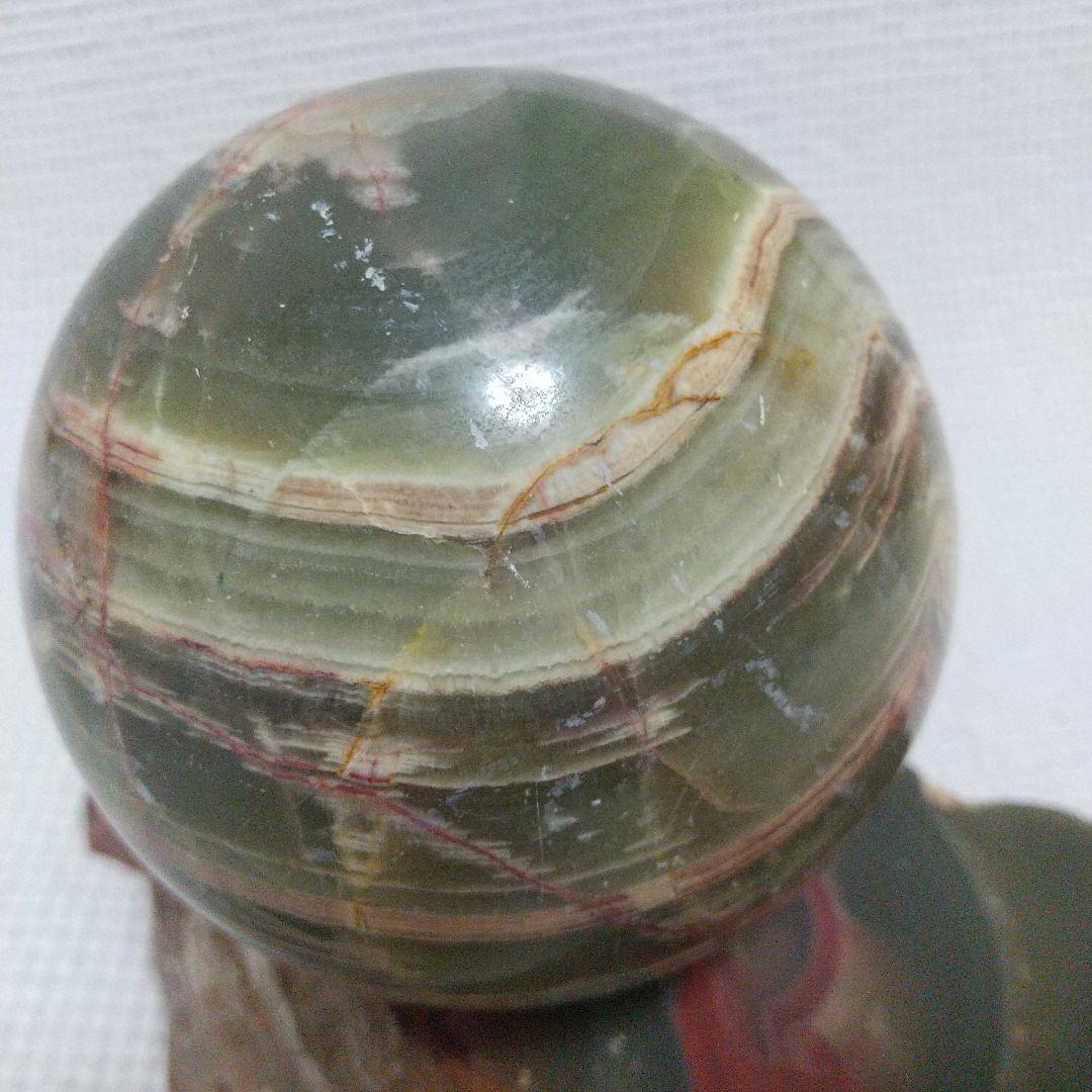 まるで惑星 4.2kg 碧玉? 赤/緑/黄の縞模様が美しい観賞石31cm