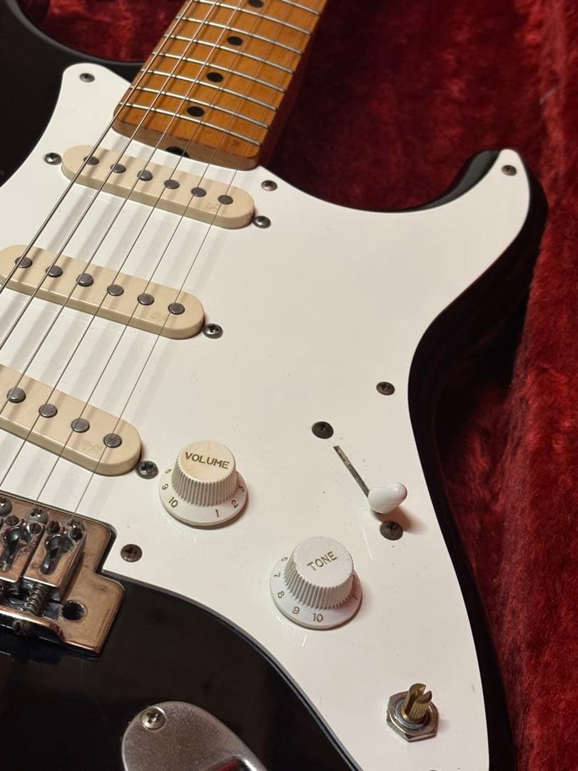 Fender Japan Eシリアル Stratocaster