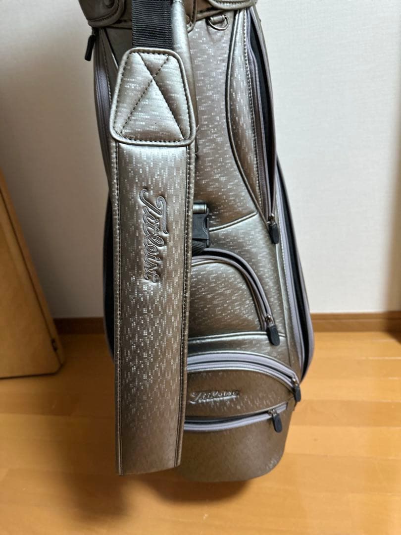 Titleist ゴルフバッグ シルバー