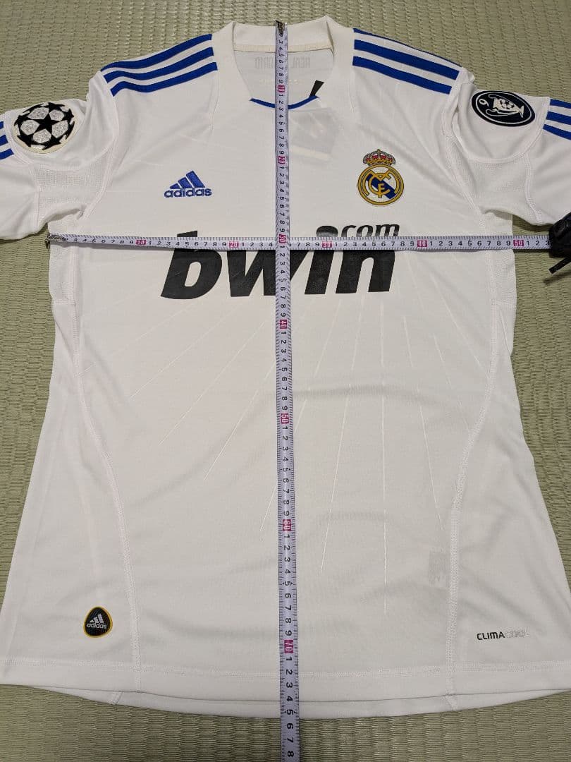 ２０１０シーズン　レアル・マドリード　エジル　ユニフォーム