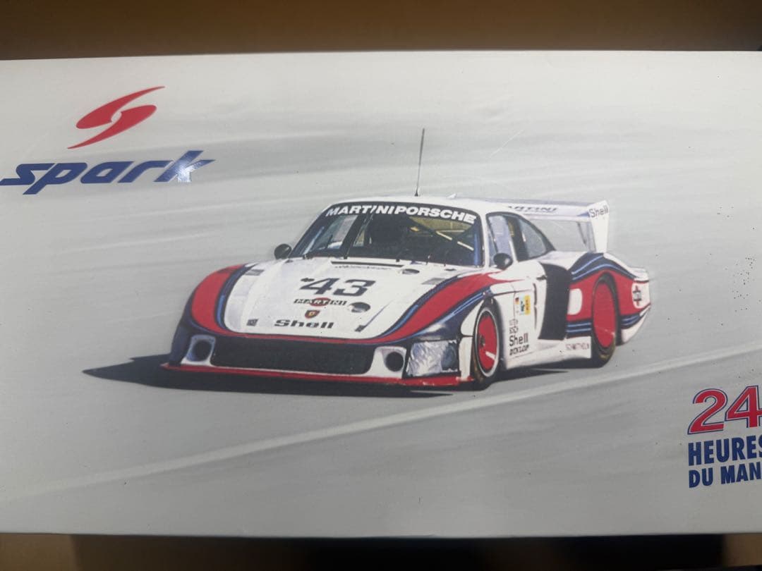 1/18 1978 ポルシェ 935/78 #43 モビー・ディック スパーク製