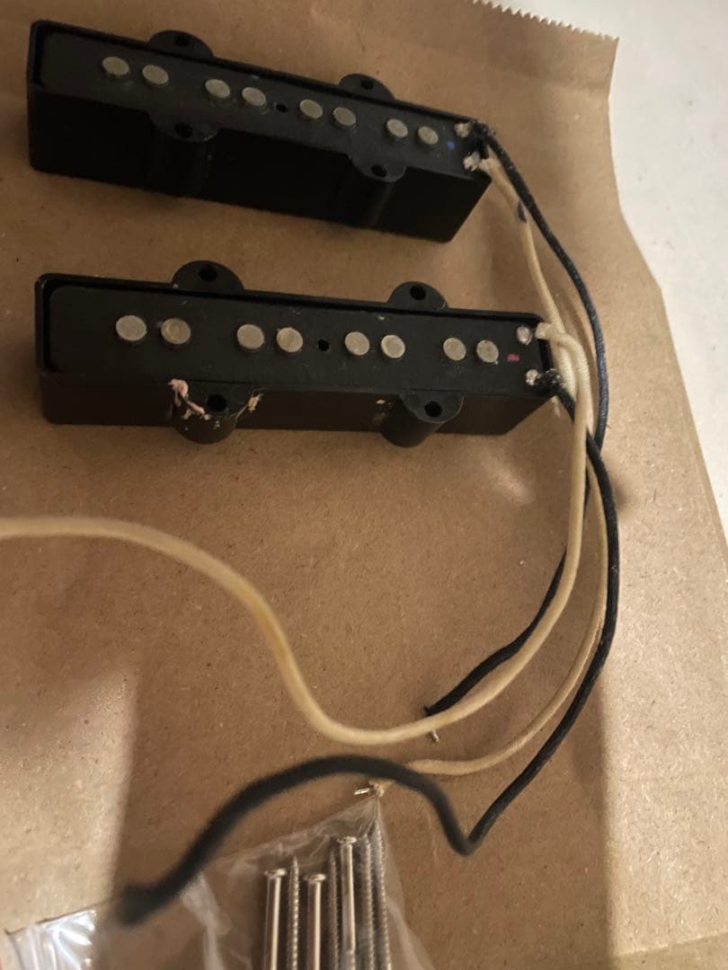 FENDER Jazz Bass Pickups ＋Eric ピックアップ