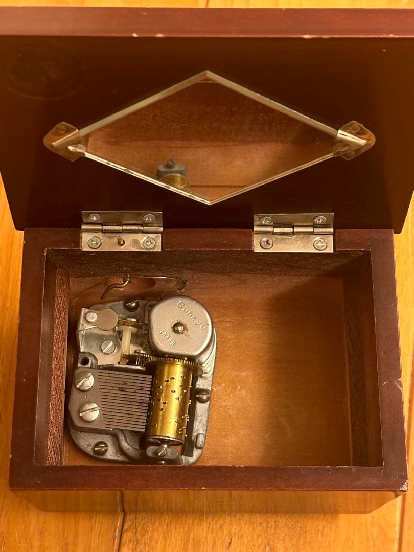 【希少】虫プロ　ジャングル大帝オルゴール付き宝石箱