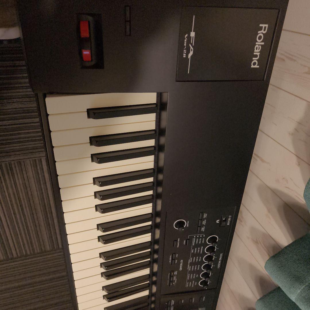 Roland FA-08 88鍵シンセサイザー