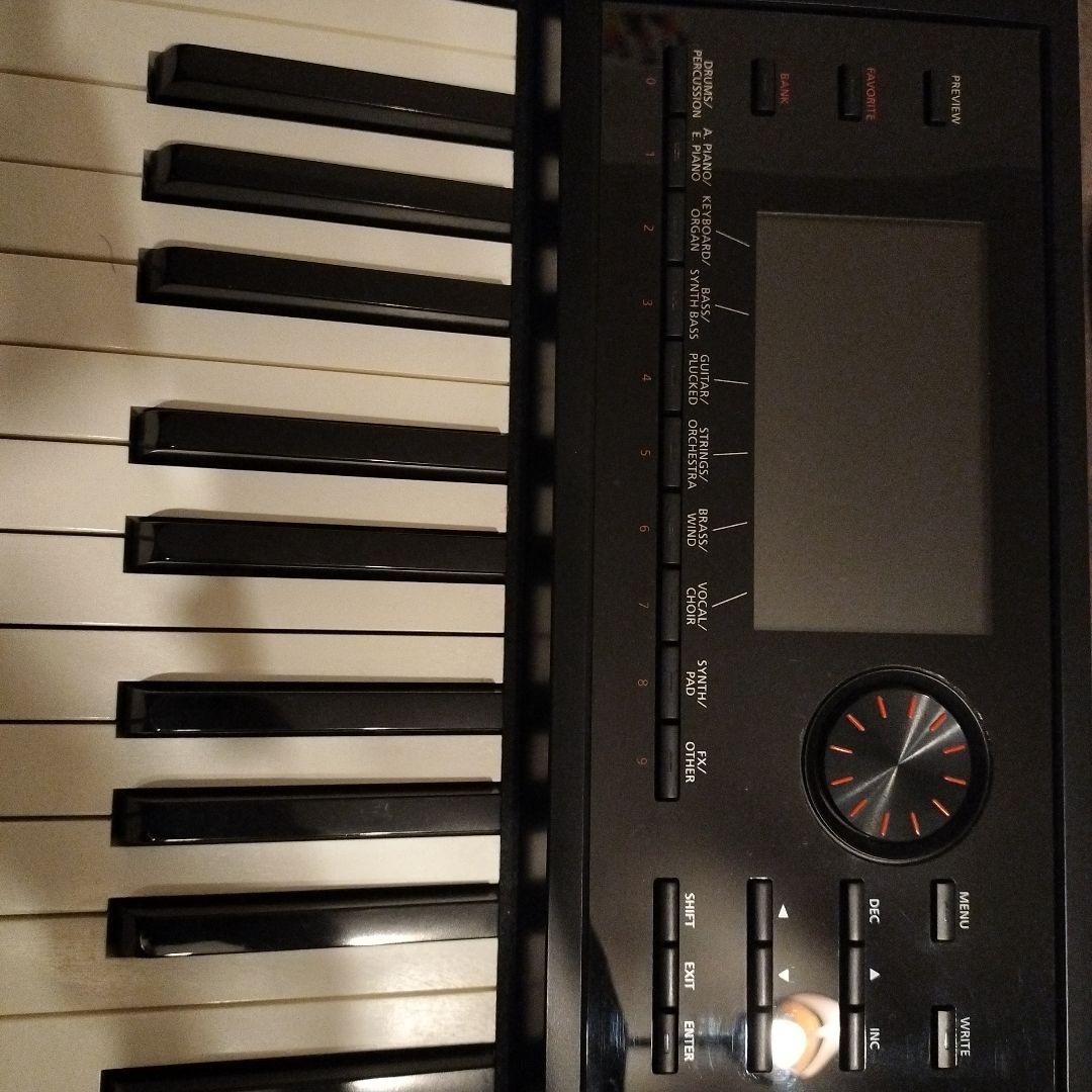 Roland FA-08 88鍵シンセサイザー